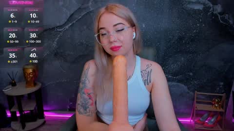 KIM online show from January 6, 2025, 7:42 am