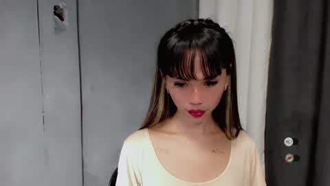 Snapshot of kimberly_tart chatting on January 2, 2025, 10:55 pm Kimberly online show from January 2, 2025, 10:55 pm