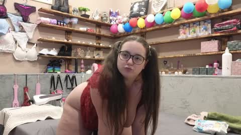 Snapshot of kimberlycaprice chatting on February 7, 2025, 4:14 pm kimberlycaprice online show from February 7, 2025, 4:14 pm