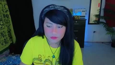 Snapshot of kimberlygati2 chatting on October 13, 2025, 2:44 am Kimberly Polizzi     online show from October 13, 2025, 2:44 am
