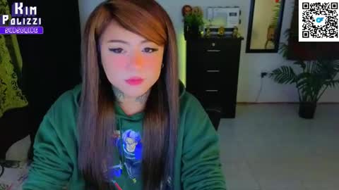 Snapshot of kimberlygati2 chatting on October 16, 2025, 1:39 am Kimberly Polizzi     online show from October 16, 2025, 1:39 am