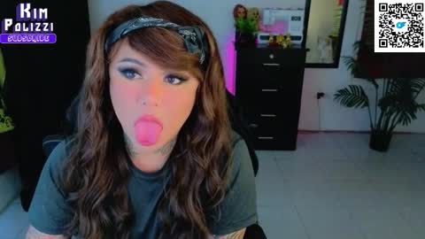 Snapshot of kimberlygati2 chatting on October 18, 2025, 2:58 am Kimberly Polizzi     online show from October 18, 2025, 2:58 am