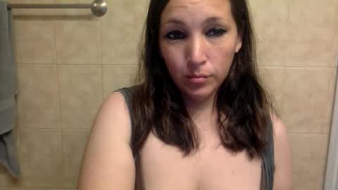 Snapshot of kimberlylynn chatting on November 30, 2025, 12:31 pm KimberlyLynn online show from November 30, 2025, 12:31 pm