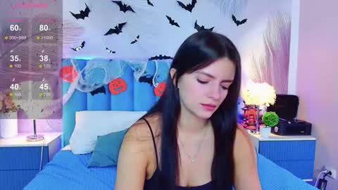 Snapshot of kimberlyy77 chatting on November 2, 2025, 6:27 am Kim online show from November 2, 2025, 6:27 am