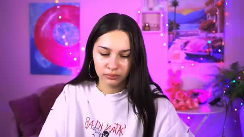 Snapshot of kimclarks chatting on September 15, 2025, 12:16 pm kimclarks online show from September 15, 2025, 12:16 pm