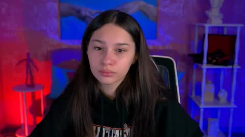 Snapshot of kimclarks chatting on October 7, 2025, 4:53 am kimclarks online show from October 7, 2025, 4:53 am