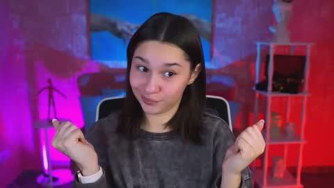 kimclarks online show from November 7, 2025, 8:14 am