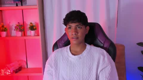 Snapshot of kimerico_04 chatting on January 8, 2025, 10:27 pm ISAAC online show from January 8, 2025, 10:27 pm