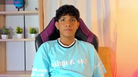 Snapshot of kimerico_04 chatting on January 15, 2025, 6:01 am ISAAC online show from January 15, 2025, 6:01 am