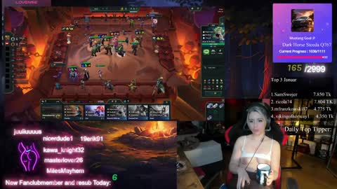 Snapshot of kimilee22 chatting on January 30, 2025, 10:19 pm Wolfs Girl online show from January 30, 2025, 10:19 pm