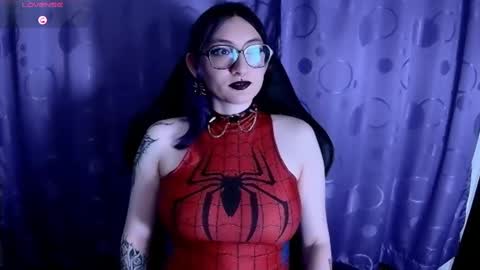 Snapshot of kimlennox_ chatting on January 23, 2025, 7:07 pm   online show from January 23, 2025, 7:07 pm