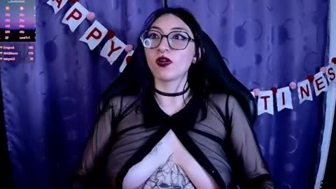 Snapshot of kimlennox_ chatting on February 7, 2025, 1:47 am   online show from February 7, 2025, 1:47 am
