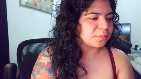 Snapshot of kimmiakiss22 chatting on November 10, 2025, 1:37 am Kimmi online show from November 10, 2025, 1:37 am