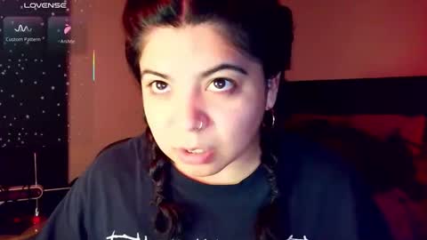 Snapshot of kimmiakiss22 chatting on December 4, 2025, 4:33 am Kimmi online show from December 4, 2025, 4:33 am