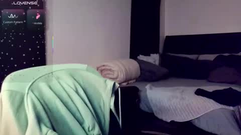 Snapshot of kimmiakiss22 chatting on December 5, 2025, 12:41 am Kimmi online show from December 5, 2025, 12:41 am