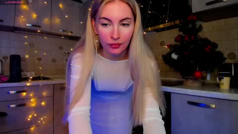 kimmy1_powell online show from January 12, 2025, 9:30 am