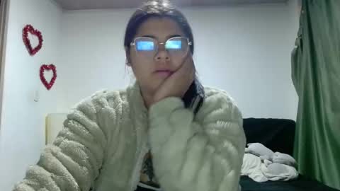 Snapshot of kimmy_kimmy_ chatting on September 18, 2025, 1:40 am Kimmy online show from September 18, 2025, 1:40 am