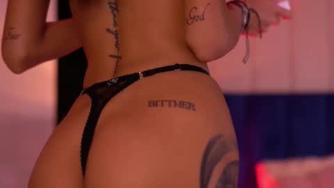 Kim online show from December 15, 2025, 2:43 pm