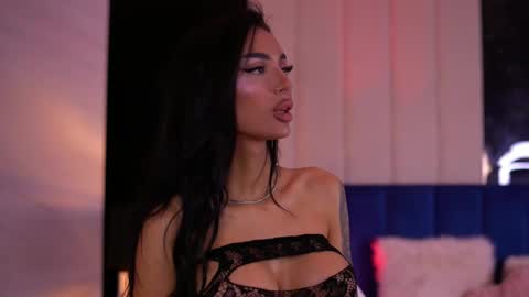 Kim online show from December 16, 2025, 2:33 pm