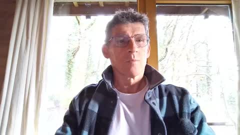 Snapshot of kimonoblues chatting on December 7, 2024, 11:07 am kimonoblues online show from December 7, 2024, 11:07 am