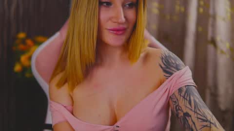 Snapshot of kimskye chatting on January 31, 2025, 2:48 am KimSkye online show from January 31, 2025, 2:48 am