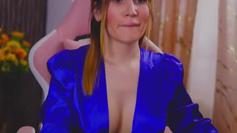 Snapshot of kimskye chatting on February 21, 2025, 7:12 am KimSkye online show from February 21, 2025, 7:12 am