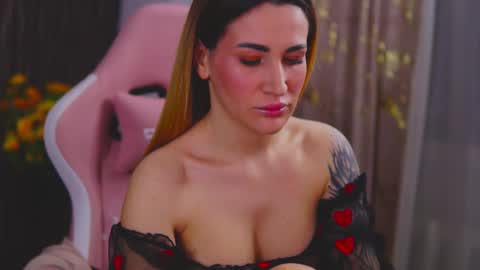 Snapshot of kimskye chatting on February 24, 2025, 12:52 am KimSkye online show from February 24, 2025, 12:52 am