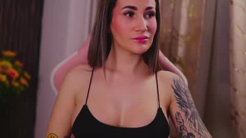 Snapshot of kimskye chatting on March 9, 2025, 10:30 pm KimSkye online show from March 9, 2025, 10:30 pm