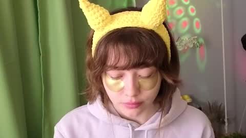 Snapshot of kina_ka chatting on October 5, 2025, 5:39 am kina_ka online show from October 5, 2025, 5:39 am