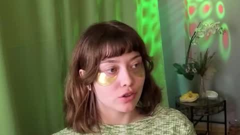 Snapshot of kina_ka chatting on October 18, 2025, 6:58 am kina_ka online show from October 18, 2025, 6:58 am