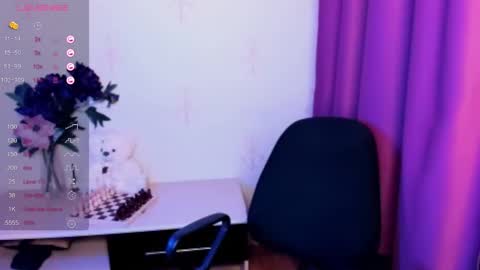 Hazel online show from November 6, 2025, 8:37 am