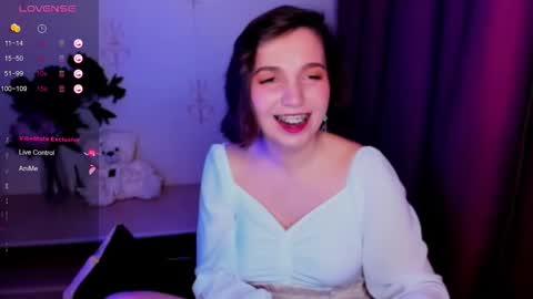 Hazel online show from November 20, 2025, 6:40 pm