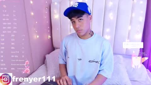 Snapshot of king_azahell chatting on March 11, 2025, 12:00 am king help me reach 100 likes online show from March 11, 2025, 12:00 am