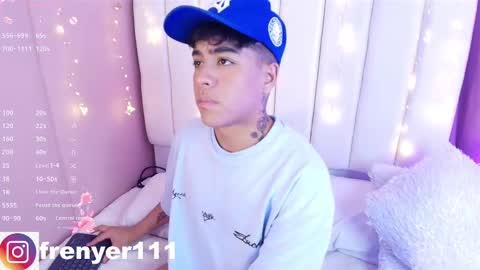 Snapshot of king_azahell chatting on March 11, 2025, 3:05 am king help me reach 100 likes online show from March 11, 2025, 3:05 am