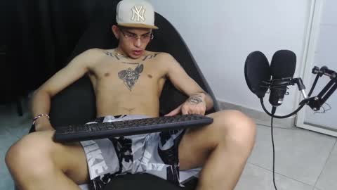 Snapshot of king_bryan19 chatting on February 25, 2025, 7:03 pm bryan online show from February 25, 2025, 7:03 pm