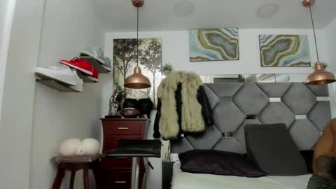 Snapshot of king_fitt_ chatting on February 9, 2025, 3:23 pm HOT MEN BLACK online show from February 9, 2025, 3:23 pm