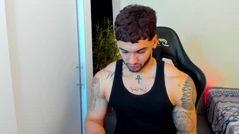 Snapshot of king_of_kings__ chatting on December 31, 2024, 2:08 am king_of_kings__ online show from December 31, 2024, 2:08 am