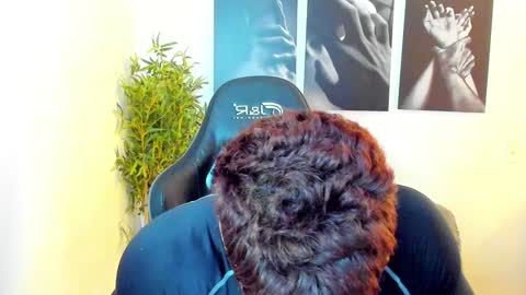 Snapshot of king_of_kings__ chatting on January 11, 2025, 6:12 pm king_of_kings__ online show from January 11, 2025, 6:12 pm