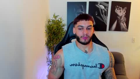 Snapshot of king_of_kings__ chatting on January 17, 2025, 3:00 pm king_of_kings__ online show from January 17, 2025, 3:00 pm