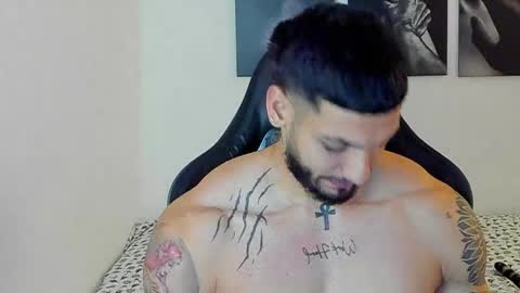 Snapshot of king_of_kings__ chatting on November 11, 2025, 10:54 pm king_of_kings__ online show from November 11, 2025, 10:54 pm