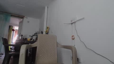 king_russo online show from October 17, 2025, 6:43 pm