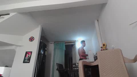 king_russo online show from October 28, 2025, 9:28 pm