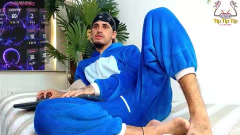 king voy online show from September 11, 2025, 8:31 pm