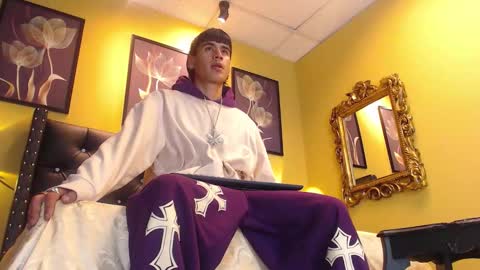 Snapshot of king_yer chatting on December 5, 2025, 4:21 am Yer online show from December 5, 2025, 4:21 am