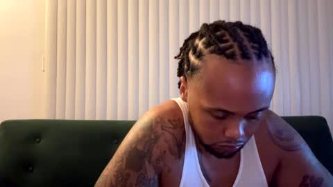 Snapshot of kingdabiggest chatting on September 23, 2025, 4:04 am KingDaBiggest online show from September 23, 2025, 4:04 am