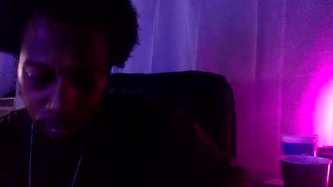 Snapshot of kinglibra420 chatting on December 8, 2024, 1:13 am loyal fuck online show from December 8, 2024, 1:13 am