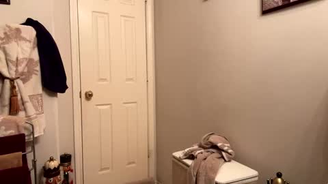 Snapshot of kingslimfresh chatting on November 30, 2025, 7:56 am kingslimfresh online show from November 30, 2025, 7:56 am