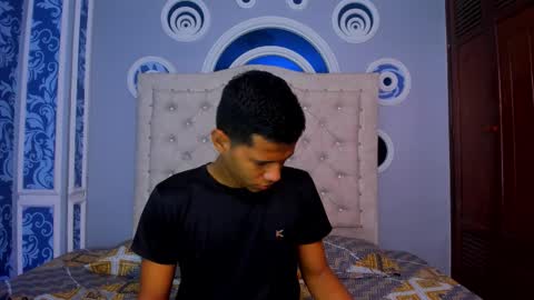 Snapshot of kingstark_ chatting on October 30, 2025, 11:22 am sebastian online show from October 30, 2025, 11:22 am