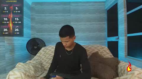 Snapshot of kingstark_ chatting on November 12, 2025, 11:10 am sebastian online show from November 12, 2025, 11:10 am