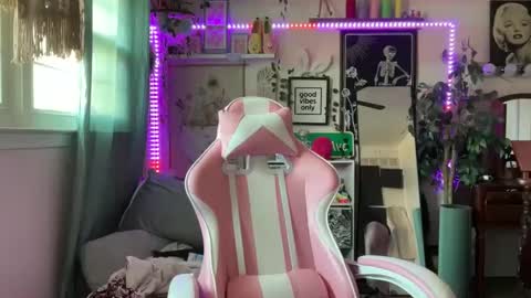 Snapshot of kinkilexixxx chatting on February 28, 2025, 1:47 pm Lexi Onlyfans online show from February 28, 2025, 1:47 pm